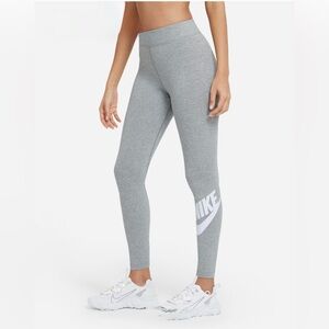 NWT Nike Sportswear Essential Gray
Women's High-Waisted Logo Leggings, Size XS